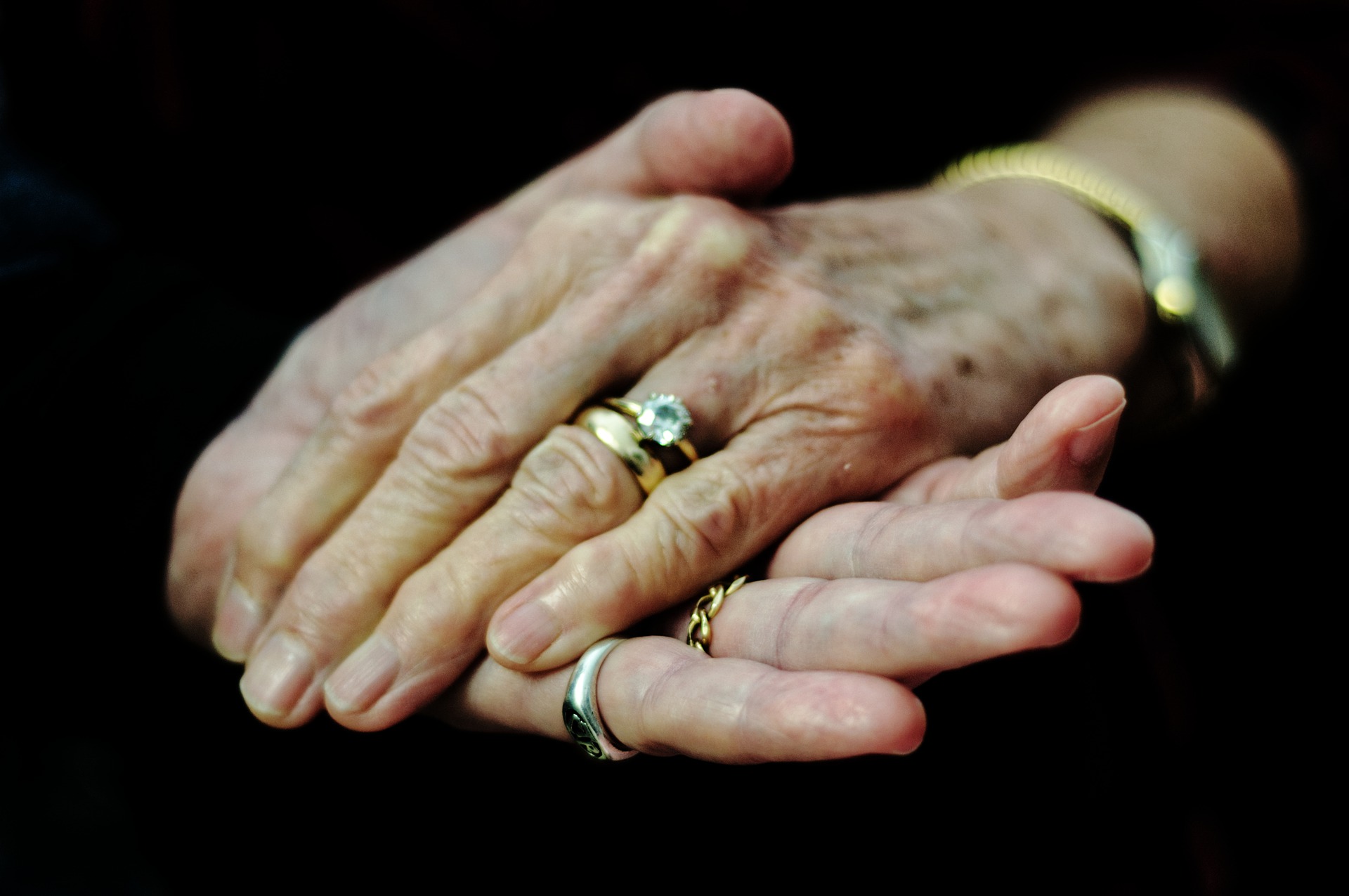 В Марий Эл признали фиктивным брак пенсионеров