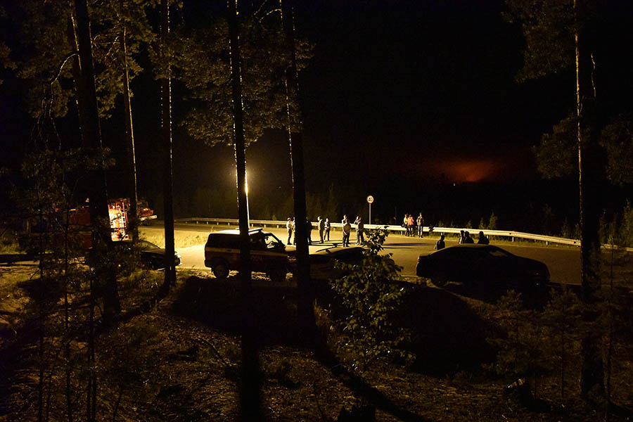 Сегодня ночью Глава Марий Эл провёл экстренное совещание по ситуации с лесным пожаром