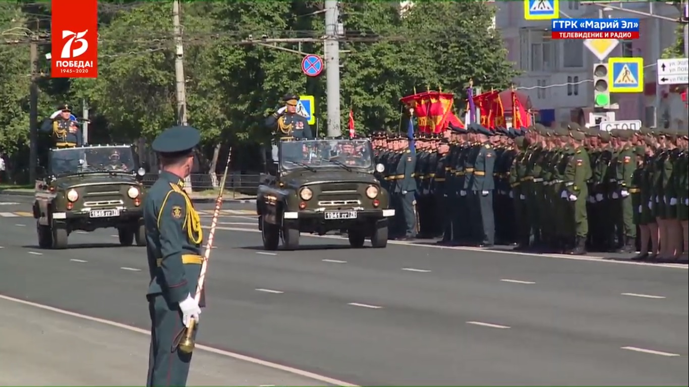 По всей России проходят праздничные мероприятия, посвященные 75-летию первого Парада Победы
