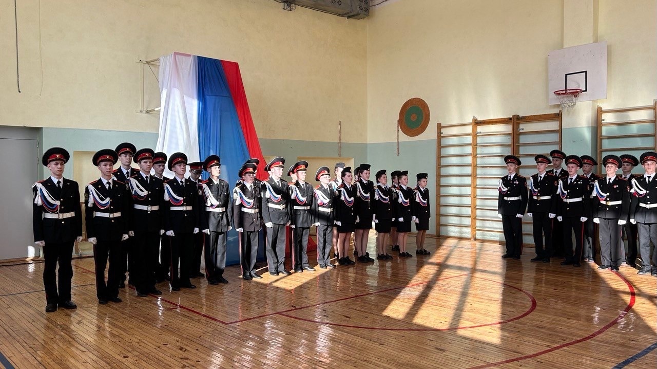 Учеников лицея-интерната в Советском районе приняли в кадеты и юнармейцы