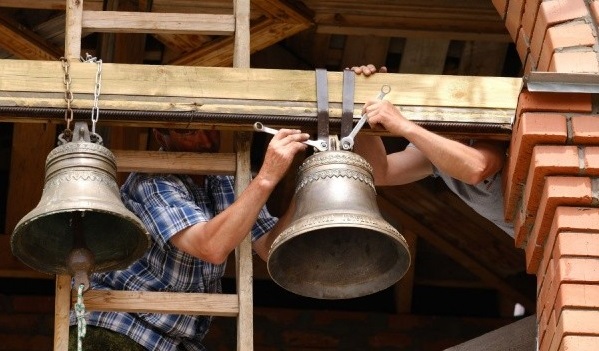 В селе Еласы Марий Эл освятили колокола старинного храма