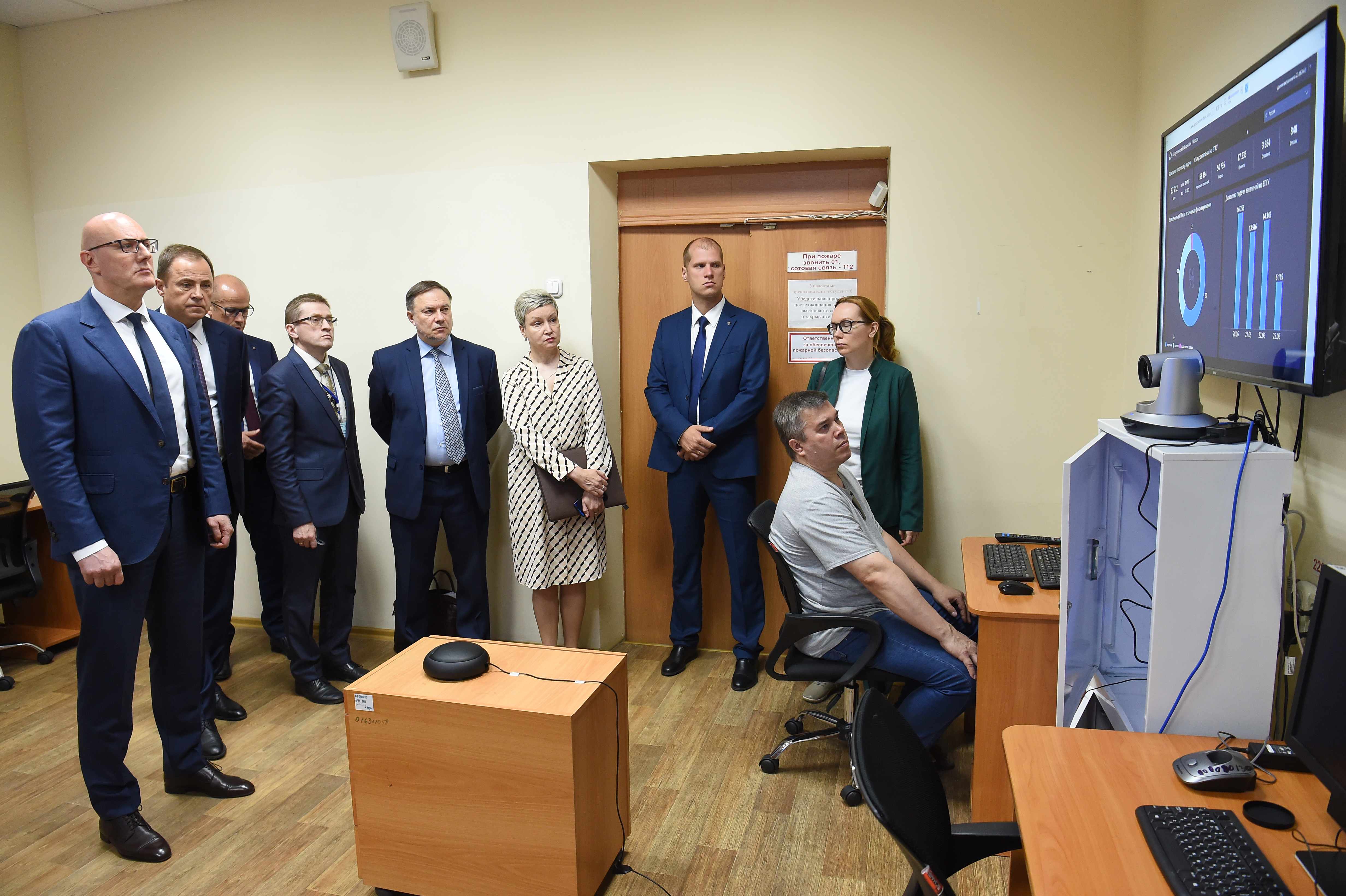 Зампред Правительства РФ и Полпред Президента РФ в ПФО посетили Удмуртский университет 
