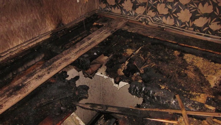 В Йошкар-Оле загорелся двухэтажный дом