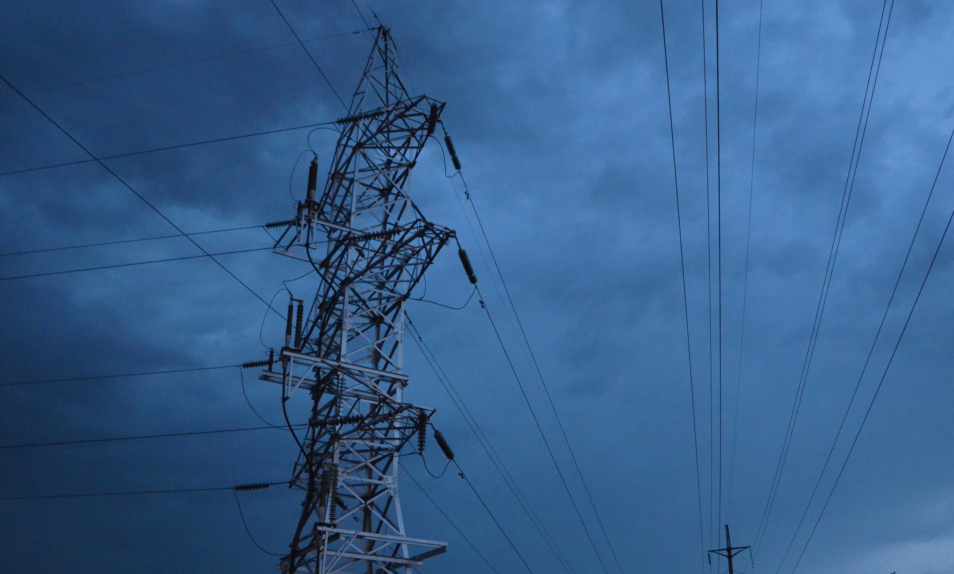 Из-за неблагоприятной погоды энергетики Марий Эл вновь работают в режиме повышенной готовности