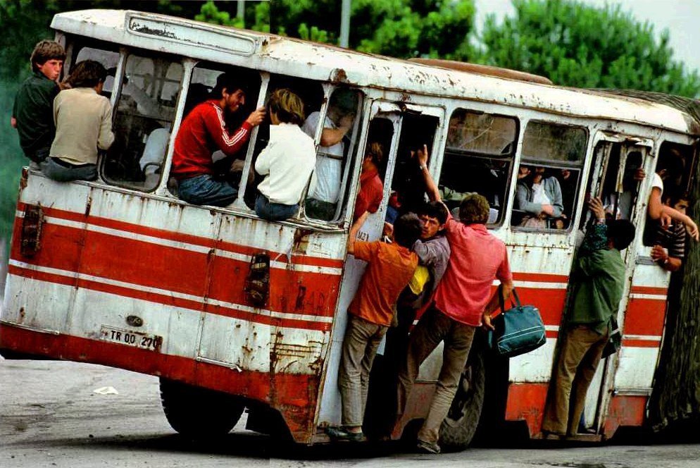 Жители Казани недовольны количеством автобусов на маршрутах