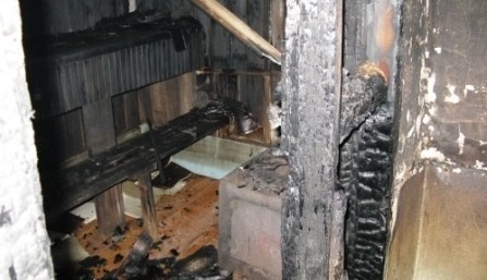 11 пожарных тушили баню в Медведевском районе