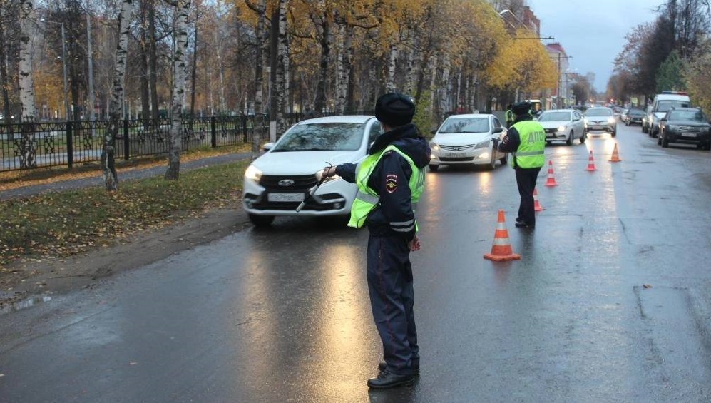 Более 100 тысяч рублей взыскано с должников в ходе рейда на трассе в Марий Эл