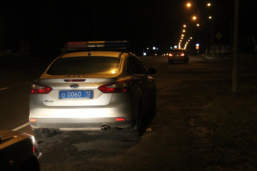 В Сернурском районе иномарка сбила пешехода в темноте