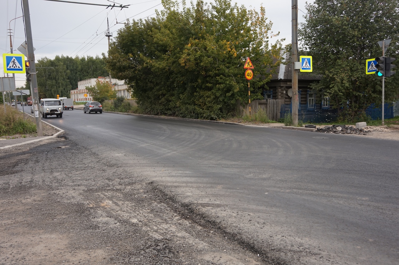 В Йошкар-Оле ремонтируют дорогу на улице Дружбы