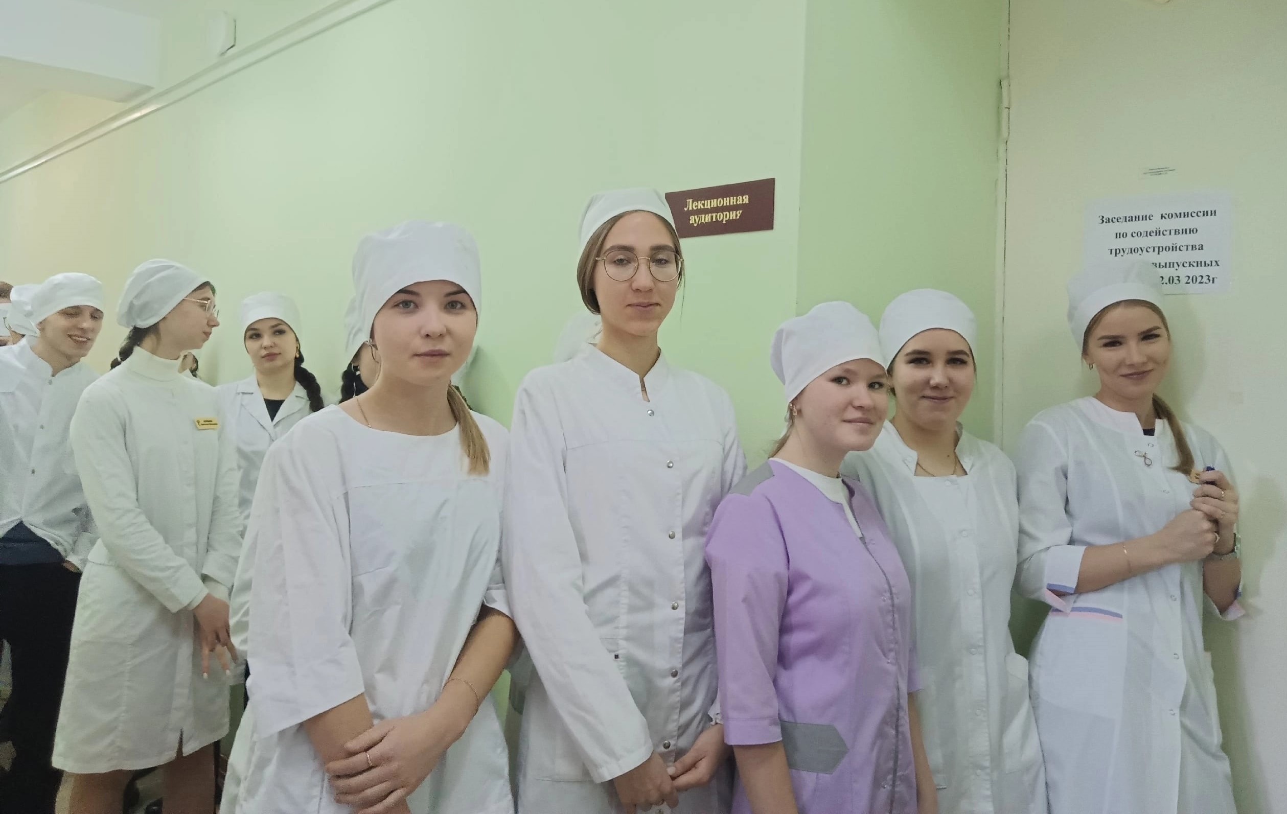 Минздрав Марий Эл рассчитывает на выпускников Йошкар-Олинского медколледжа