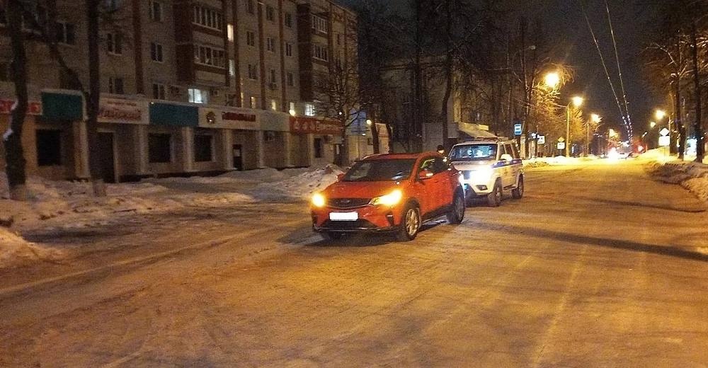 В Йошкар-Оле нетрезвый пешеход попал под колеса автомобиля