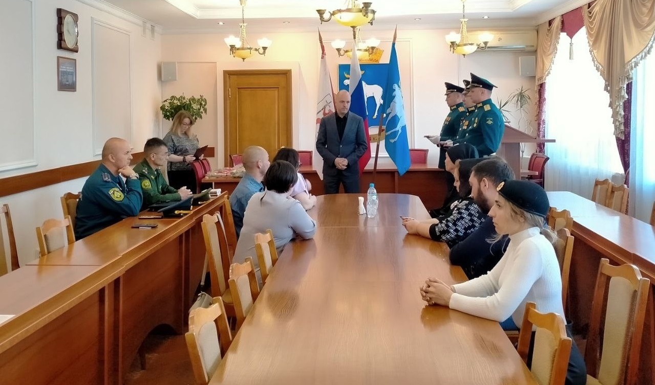 Ордена Мужества вручены в Йошкар-Оле семьям троих военнослужащих
