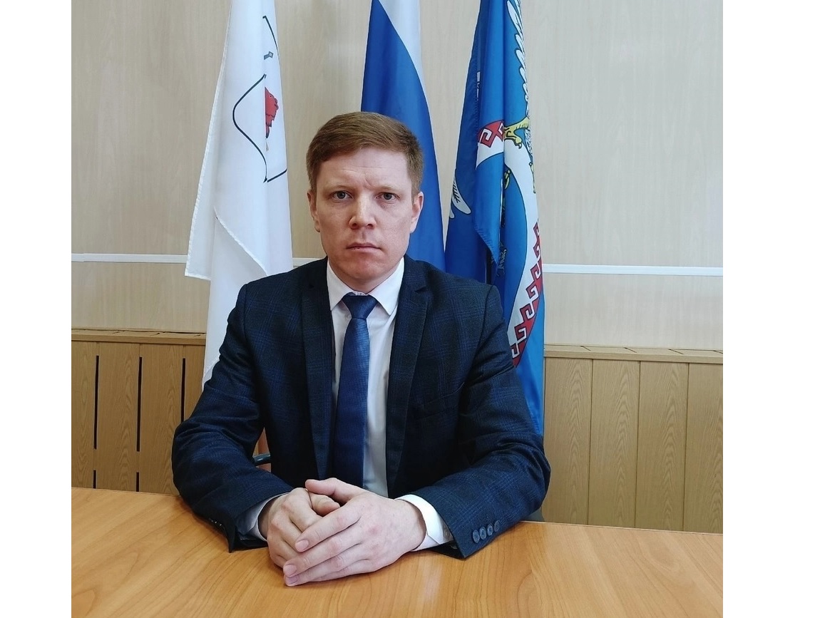 Денис Таныгин назначен главой администрации Новоторъяльского района